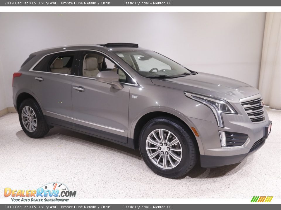 2019 Cadillac XT5 Luxury AWD Bronze Dune Metallic / Cirrus Photo #1