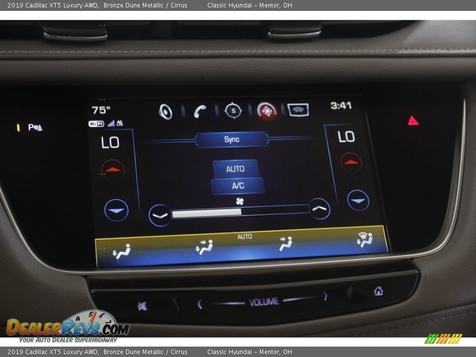 2019 Cadillac XT5 Luxury AWD Bronze Dune Metallic / Cirrus Photo #13