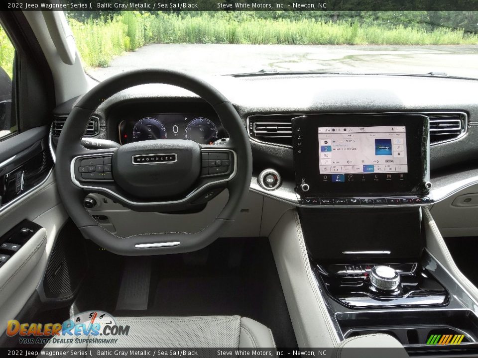 Front Seat of 2022 Jeep Wagoneer Series I Photo #22