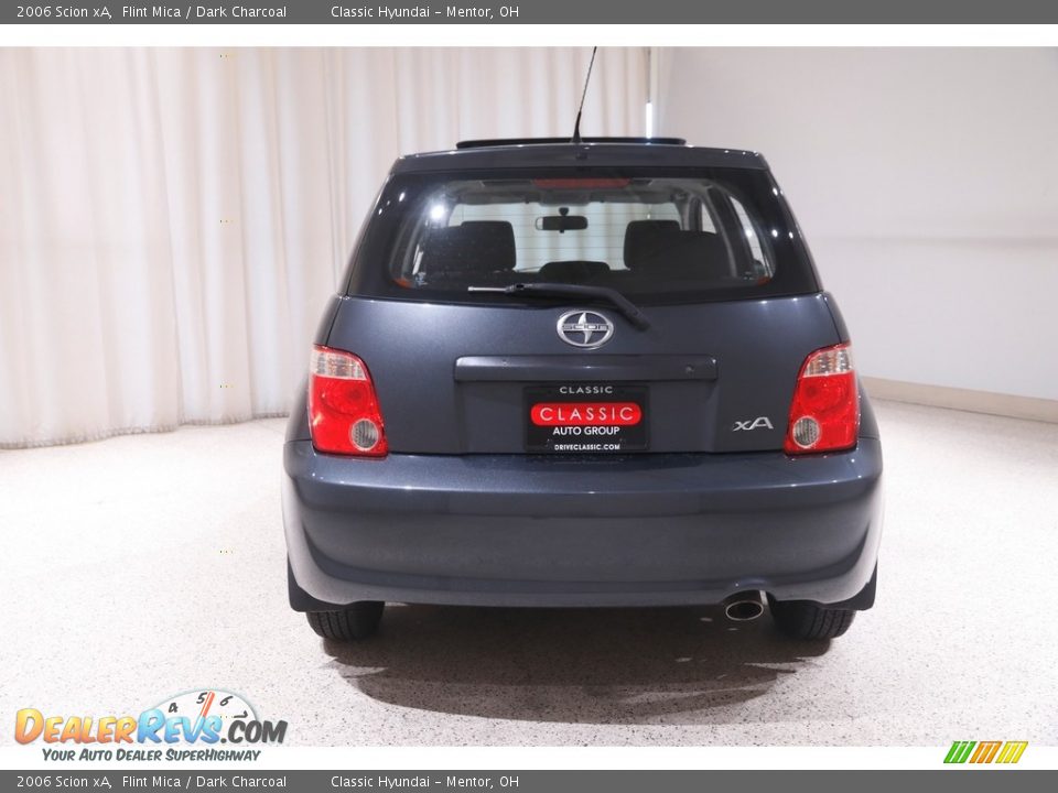 2006 Scion xA Flint Mica / Dark Charcoal Photo #14