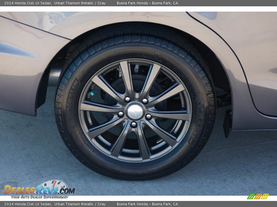 2014 Honda Civic LX Sedan Urban Titanium Metallic / Gray Photo #32