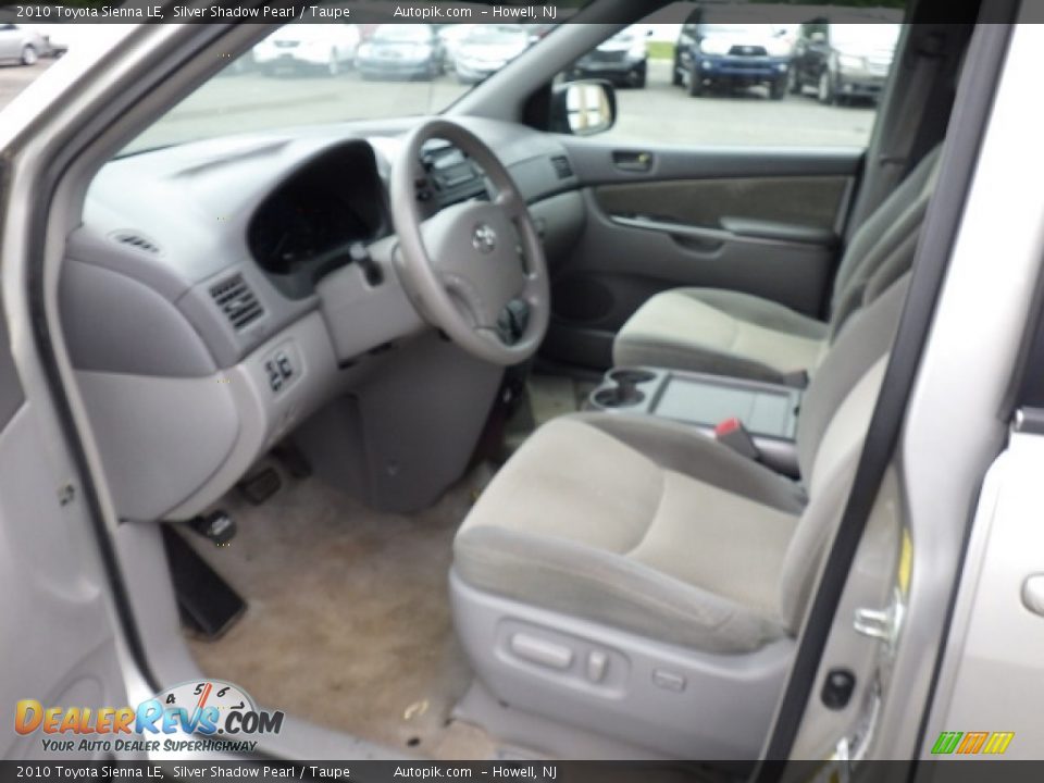 2010 Toyota Sienna LE Silver Shadow Pearl / Taupe Photo #7