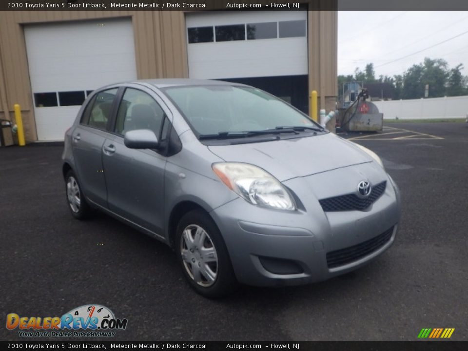 2010 Toyota Yaris 5 Door Liftback Meteorite Metallic / Dark Charcoal Photo #3