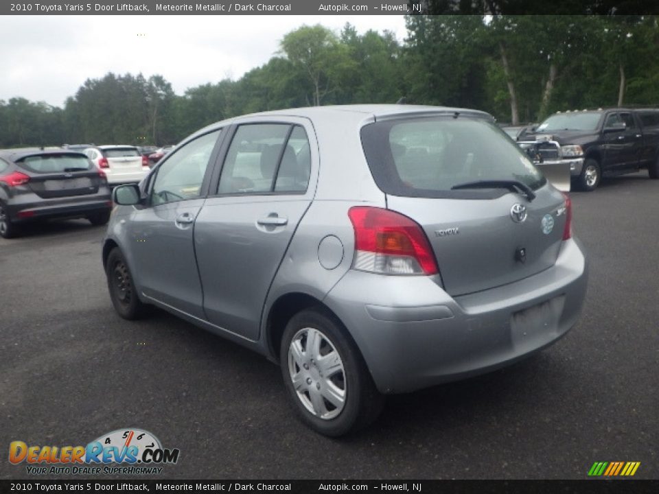 2010 Toyota Yaris 5 Door Liftback Meteorite Metallic / Dark Charcoal Photo #4