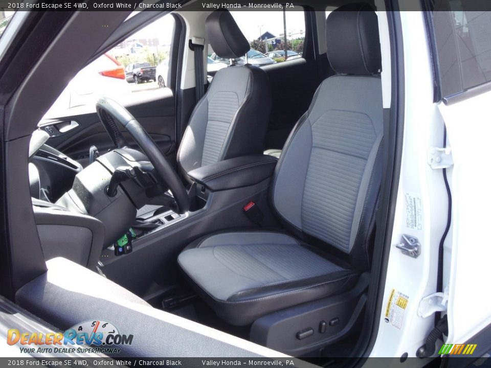 2018 Ford Escape SE 4WD Oxford White / Charcoal Black Photo #24