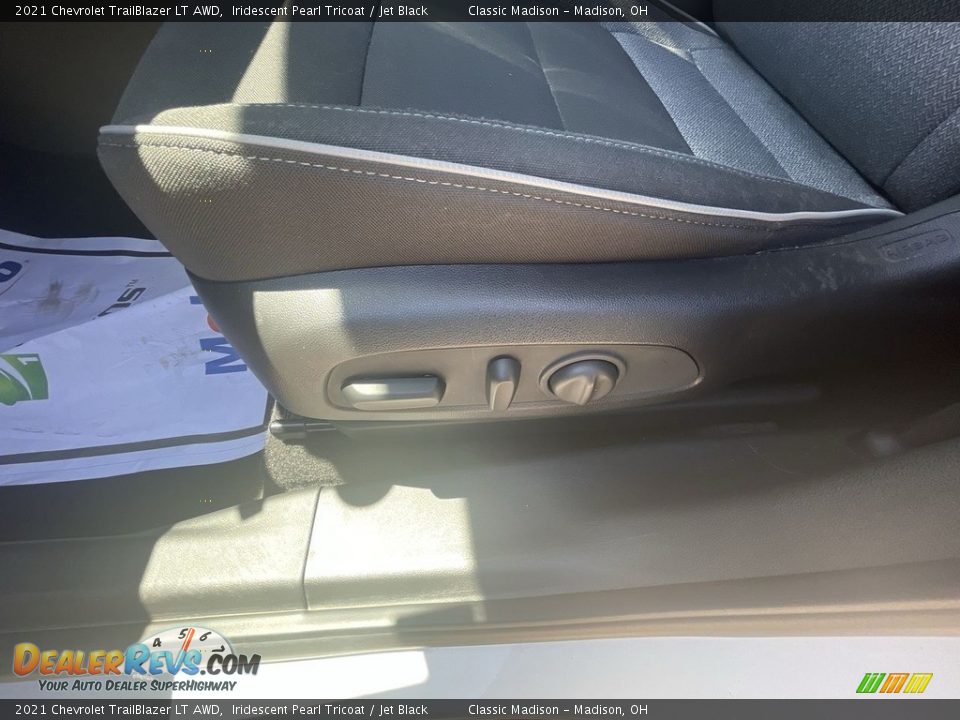 2021 Chevrolet TrailBlazer LT AWD Iridescent Pearl Tricoat / Jet Black Photo #7