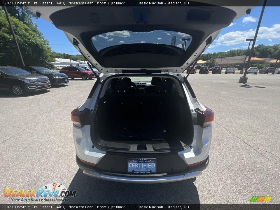 2021 Chevrolet TrailBlazer LT AWD Iridescent Pearl Tricoat / Jet Black Photo #17