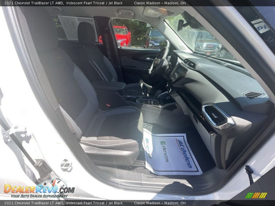 2021 Chevrolet TrailBlazer LT AWD Iridescent Pearl Tricoat / Jet Black Photo #18