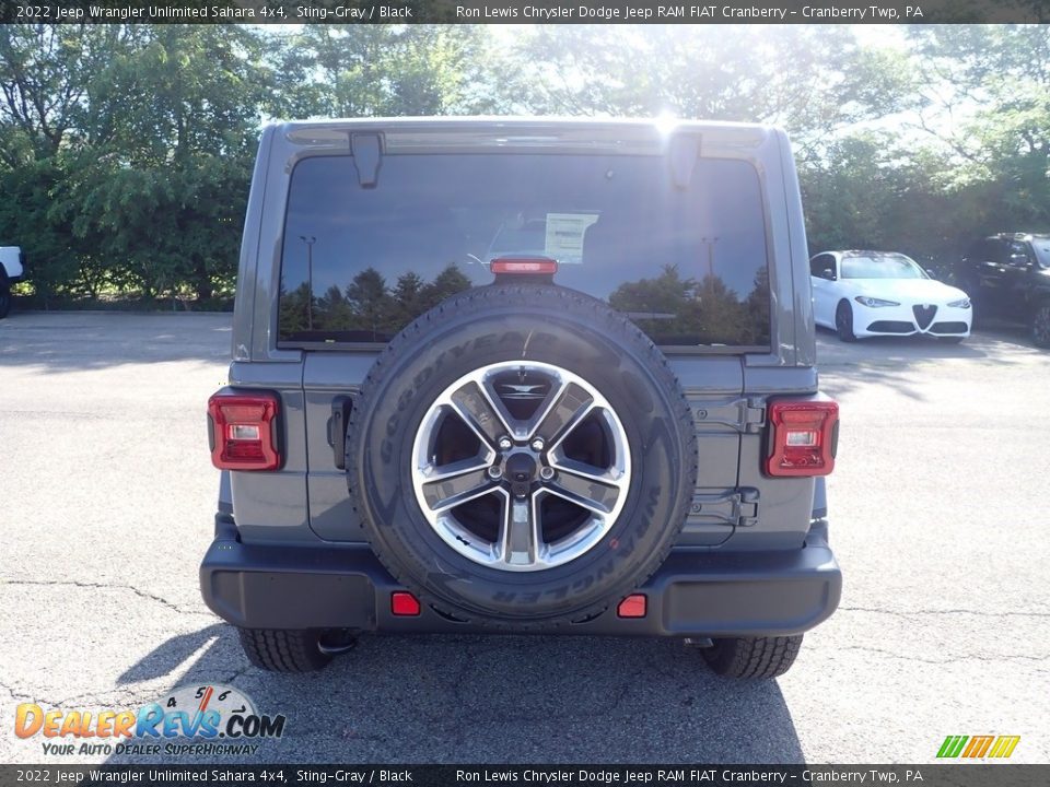 2022 Jeep Wrangler Unlimited Sahara 4x4 Sting-Gray / Black Photo #6