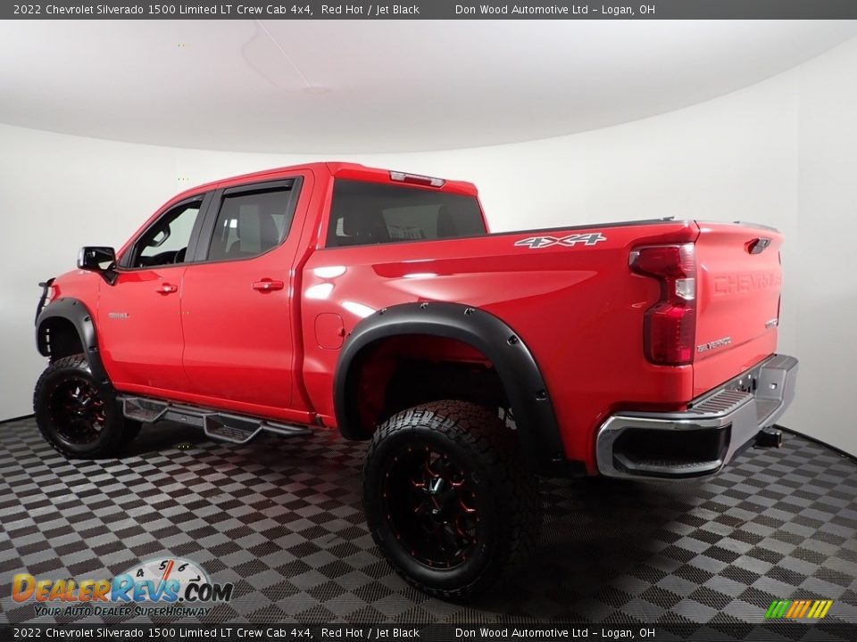 2022 Chevrolet Silverado 1500 Limited LT Crew Cab 4x4 Red Hot / Jet Black Photo #7