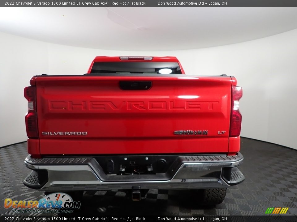 2022 Chevrolet Silverado 1500 Limited LT Crew Cab 4x4 Red Hot / Jet Black Photo #8