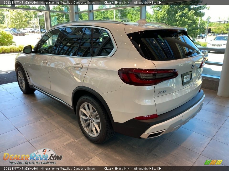 2022 BMW X5 xDrive40i Mineral White Metallic / Canberra Beige Photo #2