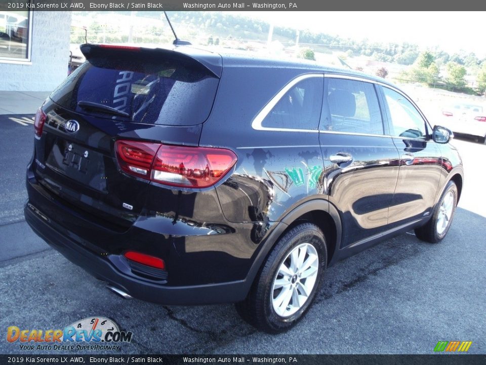 2019 Kia Sorento LX AWD Ebony Black / Satin Black Photo #10