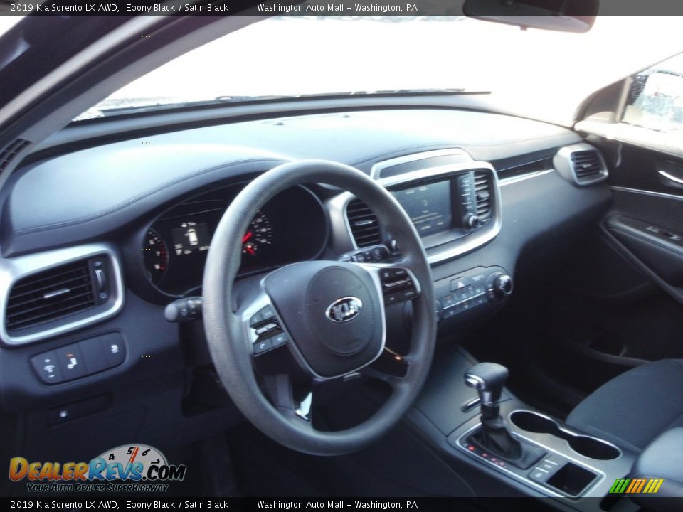 2019 Kia Sorento LX AWD Ebony Black / Satin Black Photo #11