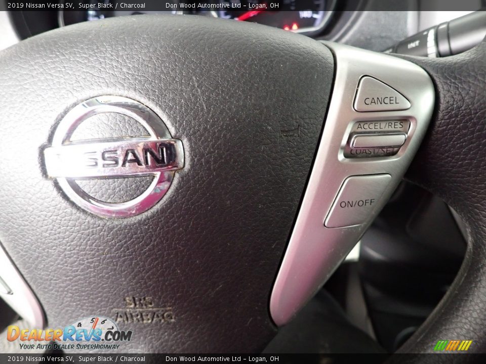 2019 Nissan Versa SV Super Black / Charcoal Photo #16