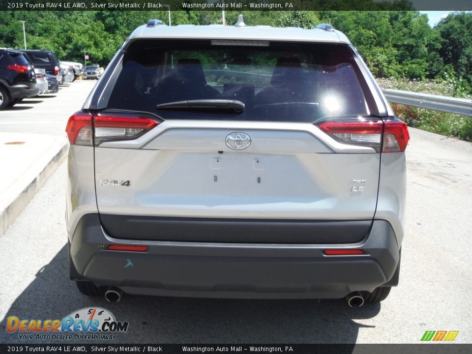 2019 Toyota RAV4 LE AWD Silver Sky Metallic / Black Photo #8