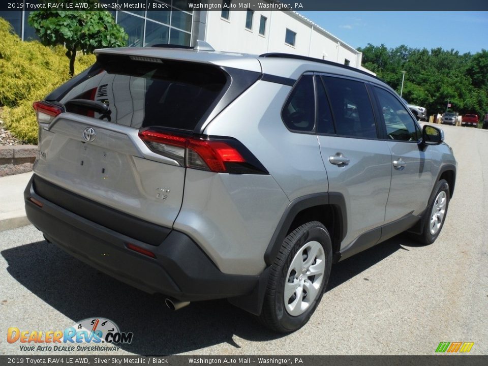 2019 Toyota RAV4 LE AWD Silver Sky Metallic / Black Photo #9