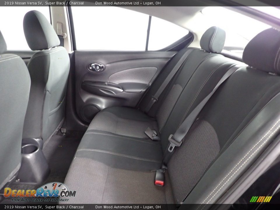 2019 Nissan Versa SV Super Black / Charcoal Photo #22