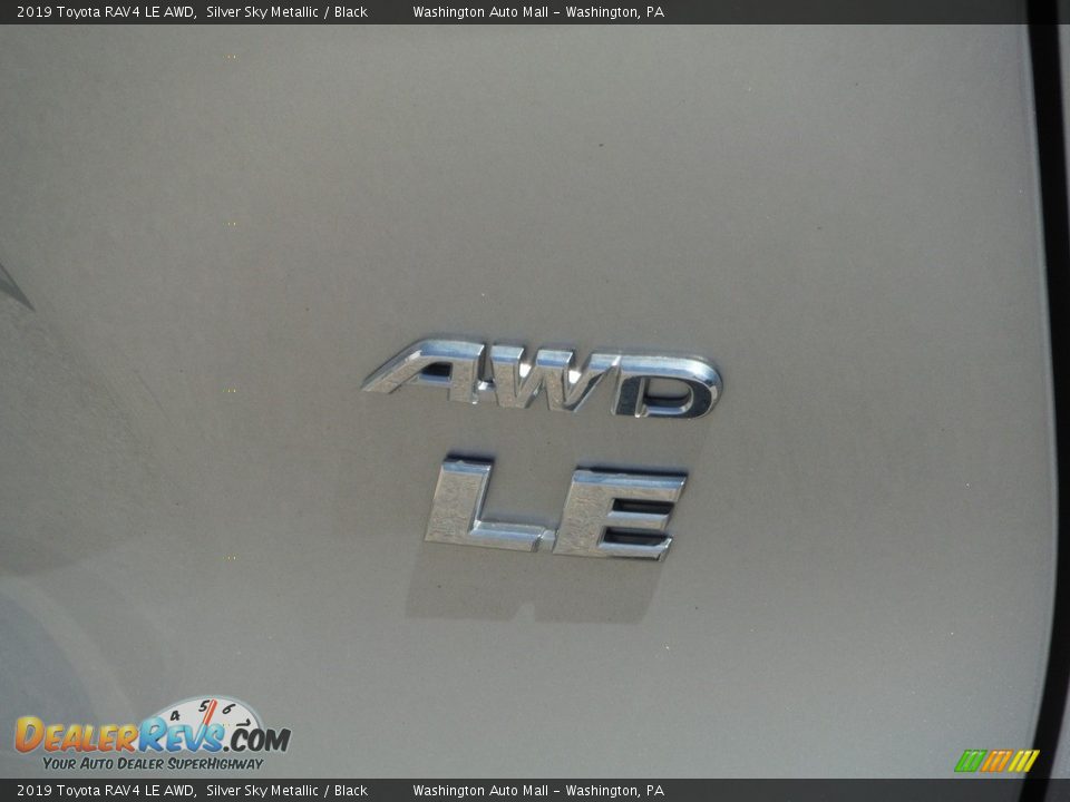 2019 Toyota RAV4 LE AWD Silver Sky Metallic / Black Photo #10