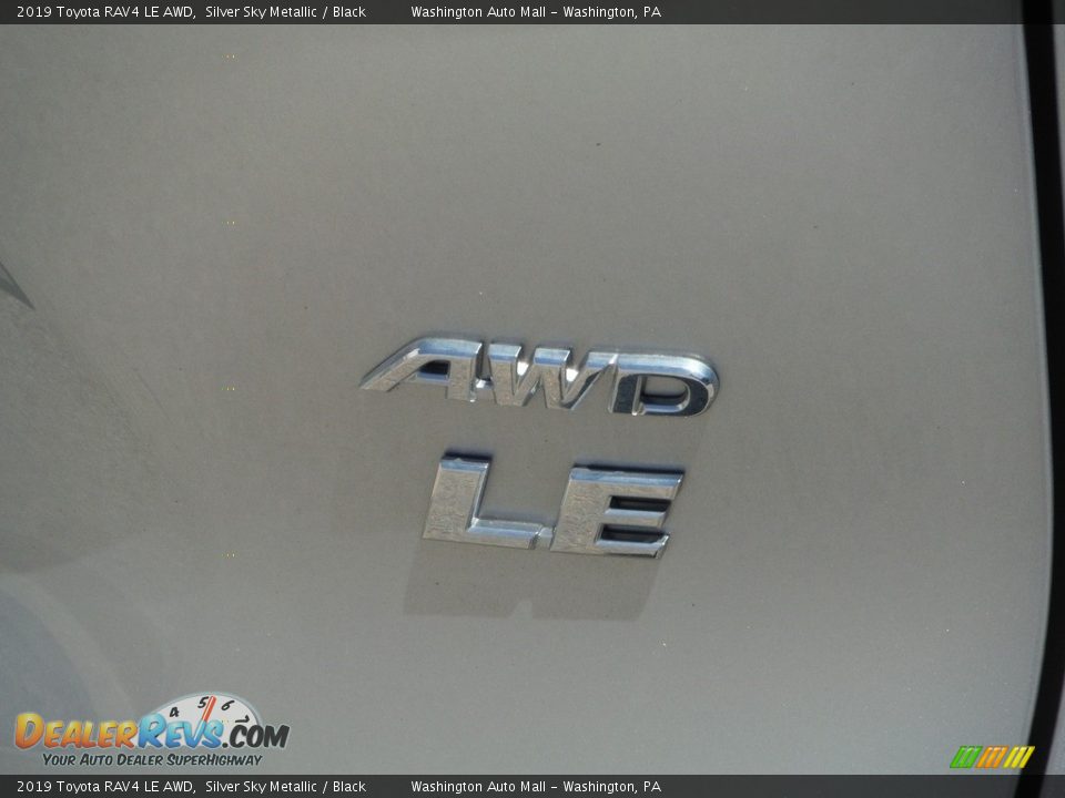 2019 Toyota RAV4 LE AWD Silver Sky Metallic / Black Photo #10