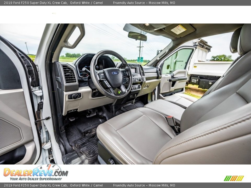 2019 Ford F250 Super Duty XL Crew Cab Oxford White / Camel Photo #19