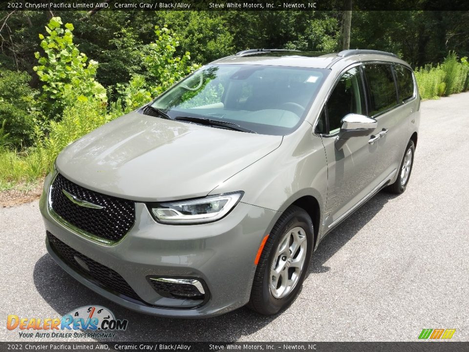 2022 Chrysler Pacifica Limited AWD Ceramic Gray / Black/Alloy Photo #2