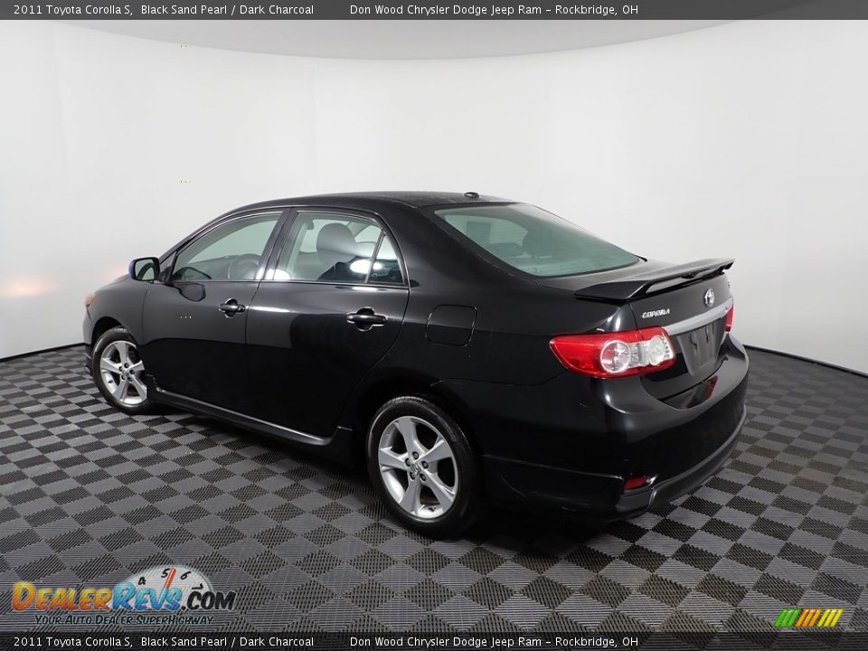 2011 Toyota Corolla S Black Sand Pearl / Dark Charcoal Photo #5