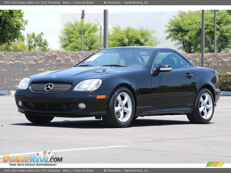 Front 3/4 View of 2001 Mercedes-Benz SLK 320 Roadster Photo #12