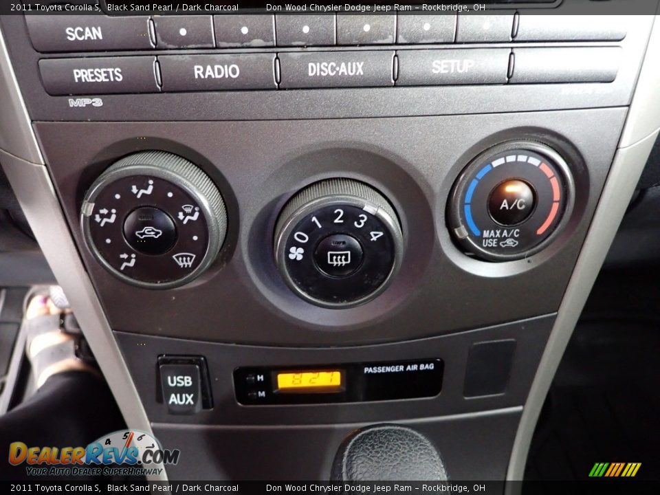 2011 Toyota Corolla S Black Sand Pearl / Dark Charcoal Photo #18