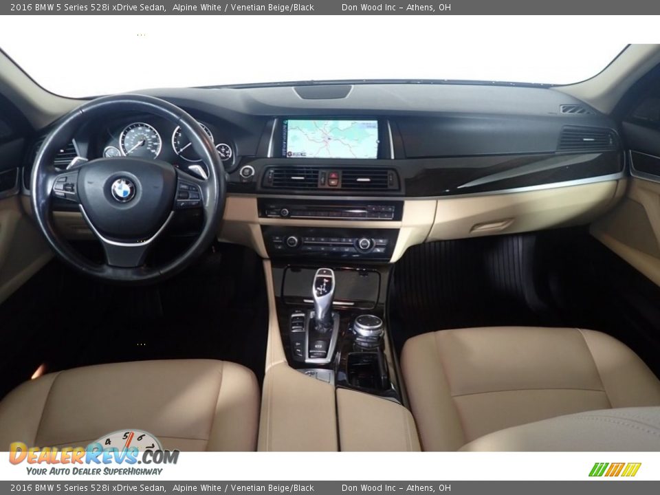 2016 BMW 5 Series 528i xDrive Sedan Alpine White / Venetian Beige/Black Photo #28