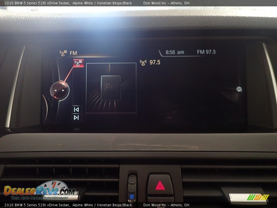 2016 BMW 5 Series 528i xDrive Sedan Alpine White / Venetian Beige/Black Photo #30