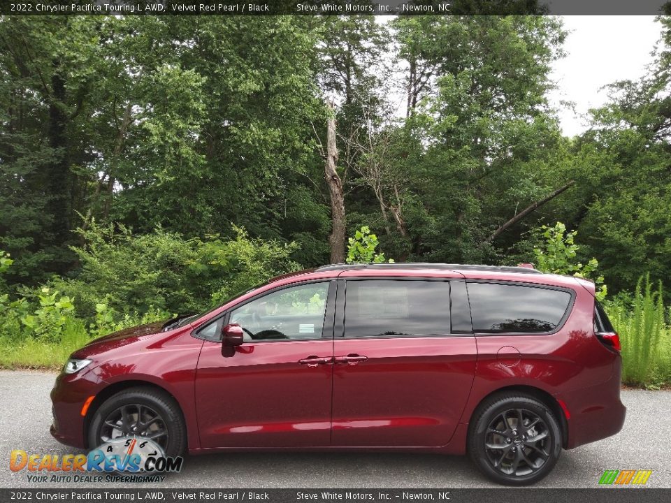 Velvet Red Pearl 2022 Chrysler Pacifica Touring L AWD Photo #1