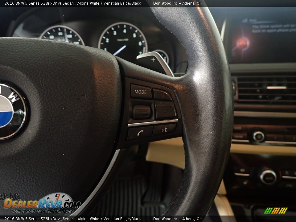 2016 BMW 5 Series 528i xDrive Sedan Alpine White / Venetian Beige/Black Photo #34