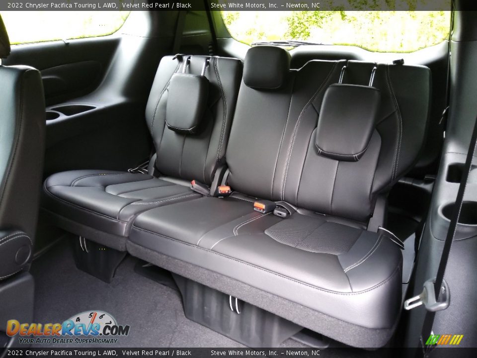 Rear Seat of 2022 Chrysler Pacifica Touring L AWD Photo #14