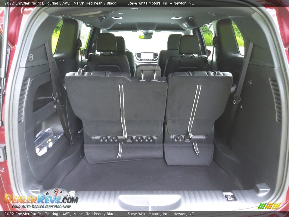 2022 Chrysler Pacifica Touring L AWD Trunk Photo #15