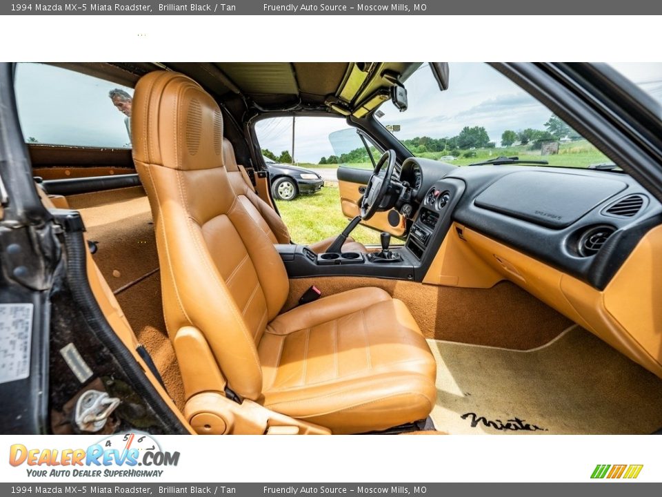 1994 Mazda MX-5 Miata Roadster Brilliant Black / Tan Photo #12