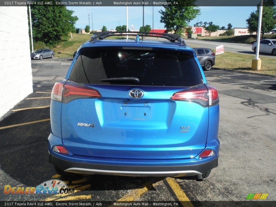 2017 Toyota RAV4 XLE AWD Electric Storm Metallic / Ash Photo #8