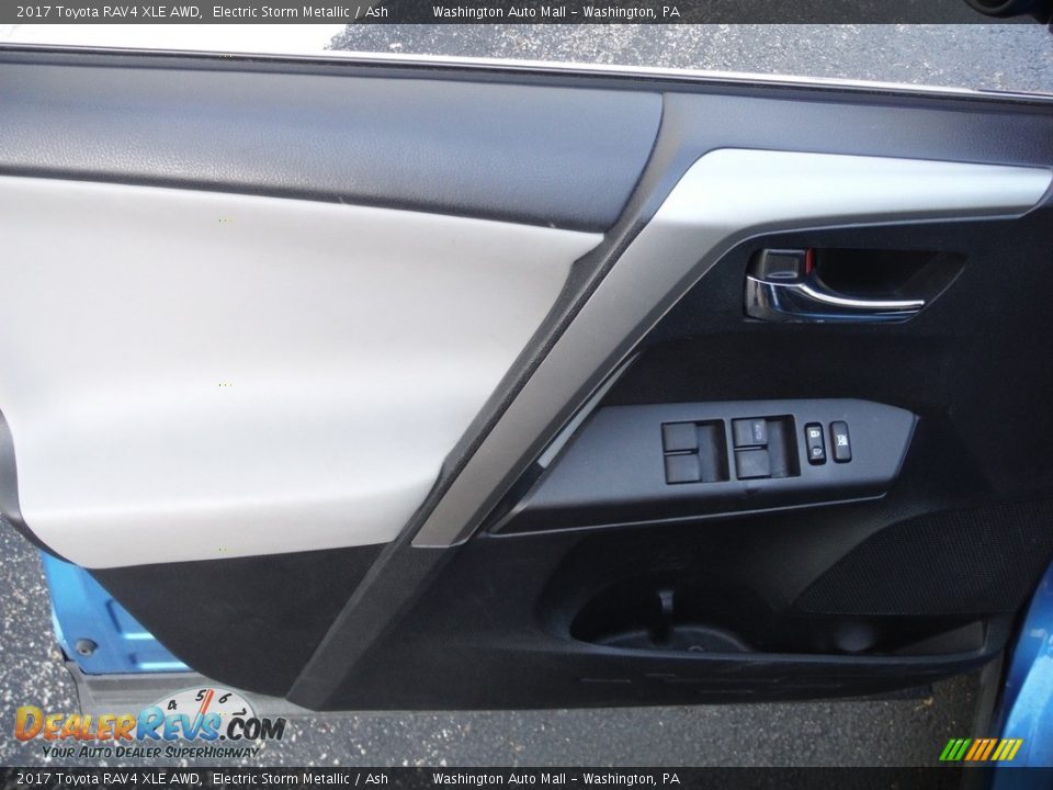 2017 Toyota RAV4 XLE AWD Electric Storm Metallic / Ash Photo #13