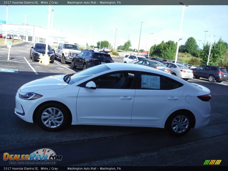 2017 Hyundai Elantra SE White / Gray Photo #6