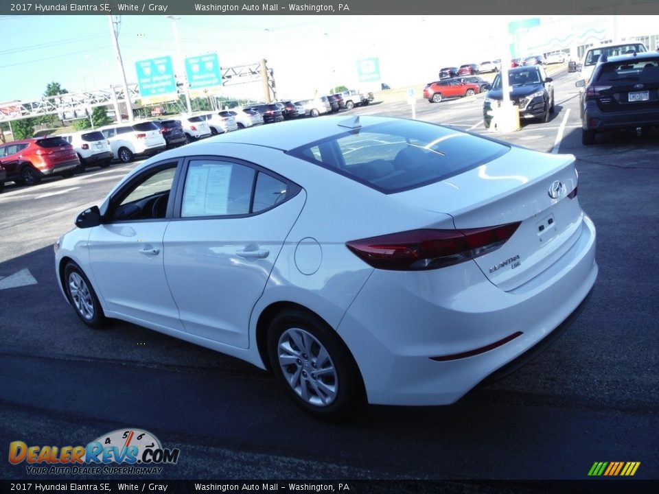 2017 Hyundai Elantra SE White / Gray Photo #7