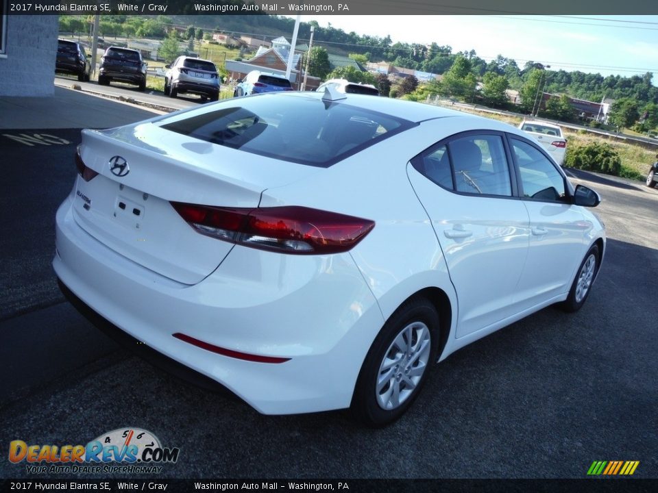 2017 Hyundai Elantra SE White / Gray Photo #9