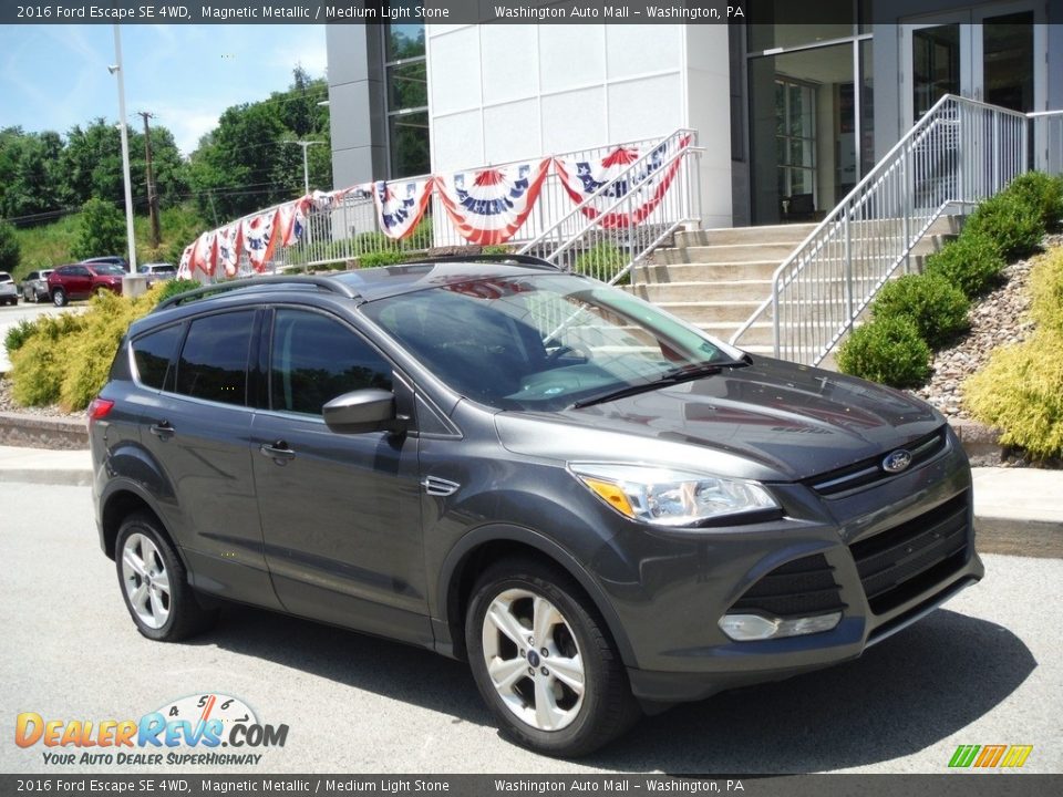 2016 Ford Escape SE 4WD Magnetic Metallic / Medium Light Stone Photo #1