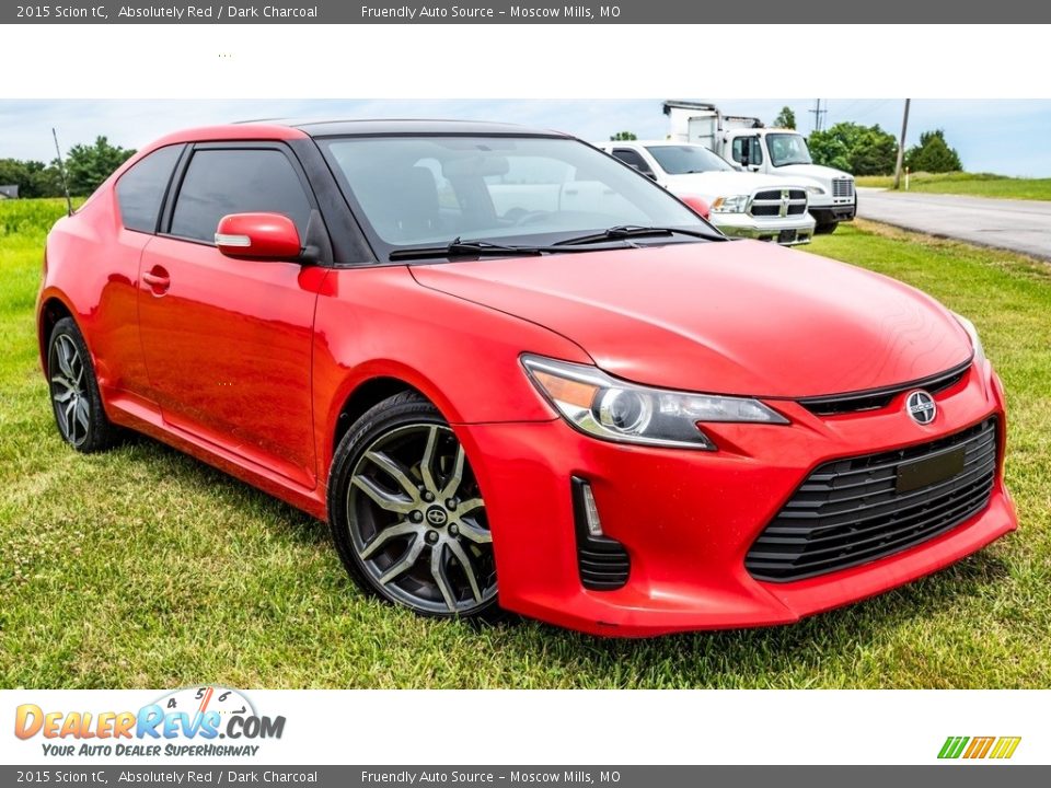 Front 3/4 View of 2015 Scion tC  Photo #1