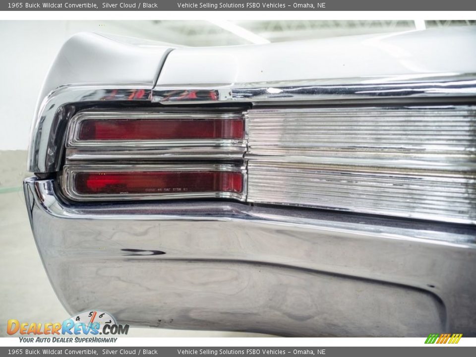 1965 Buick Wildcat Convertible Silver Cloud / Black Photo #25