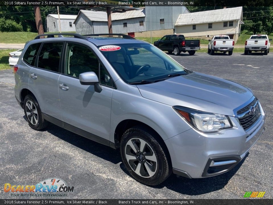 Front 3/4 View of 2018 Subaru Forester 2.5i Premium Photo #2
