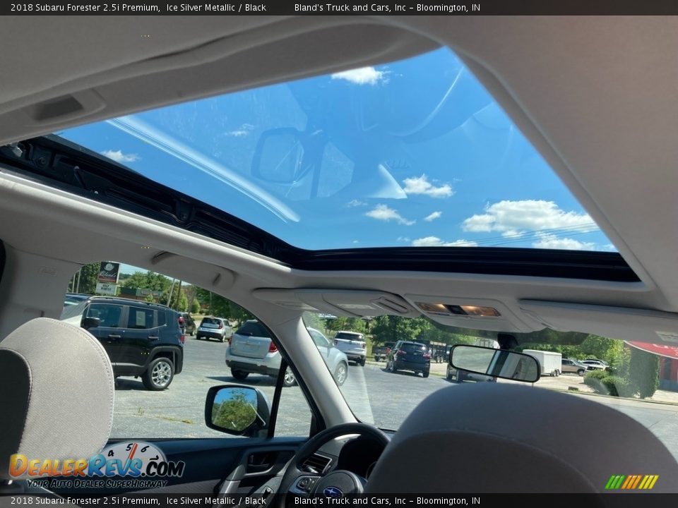 Sunroof of 2018 Subaru Forester 2.5i Premium Photo #33