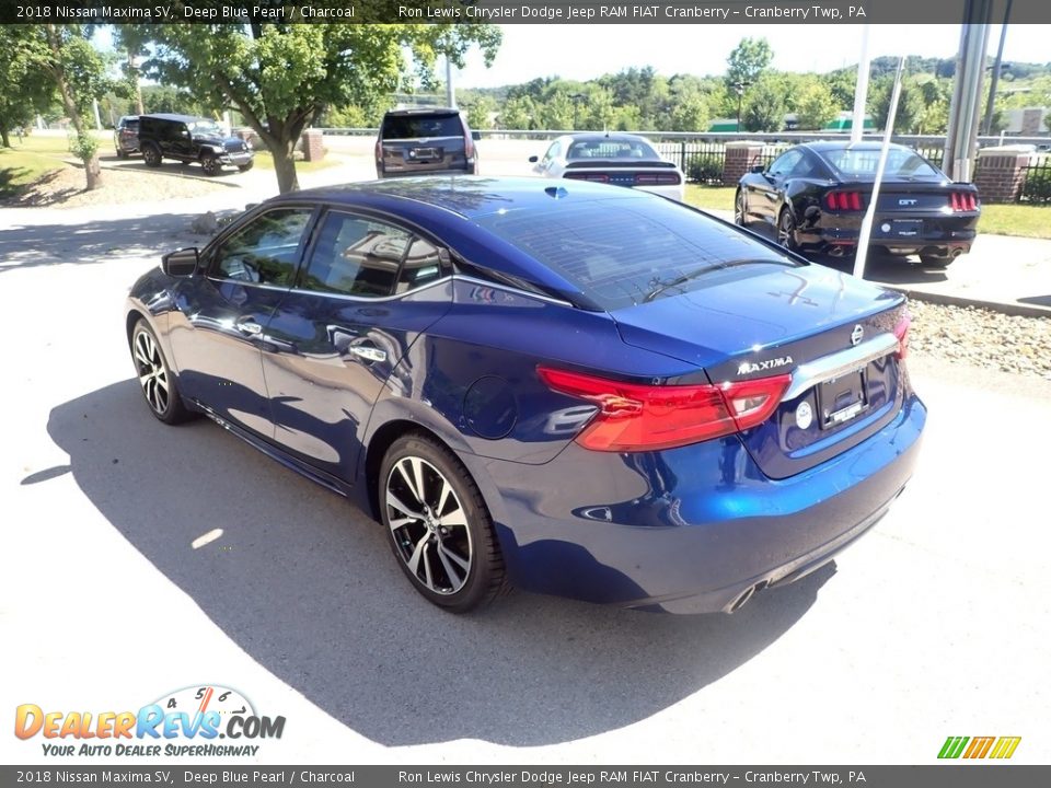 2018 Nissan Maxima SV Deep Blue Pearl / Charcoal Photo #6