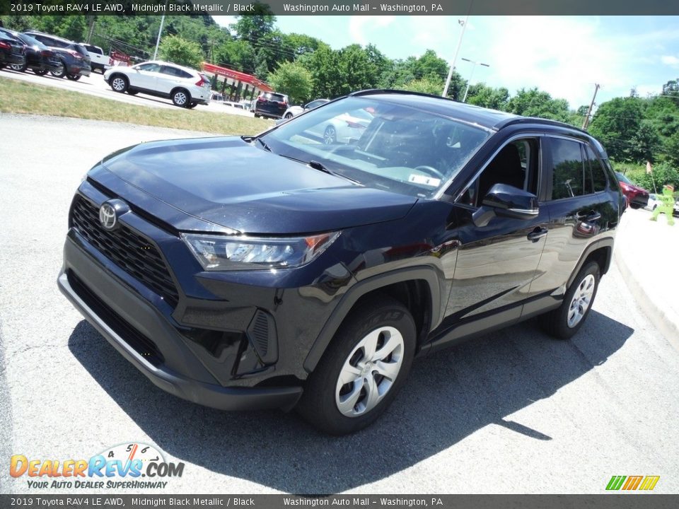 2019 Toyota RAV4 LE AWD Midnight Black Metallic / Black Photo #4