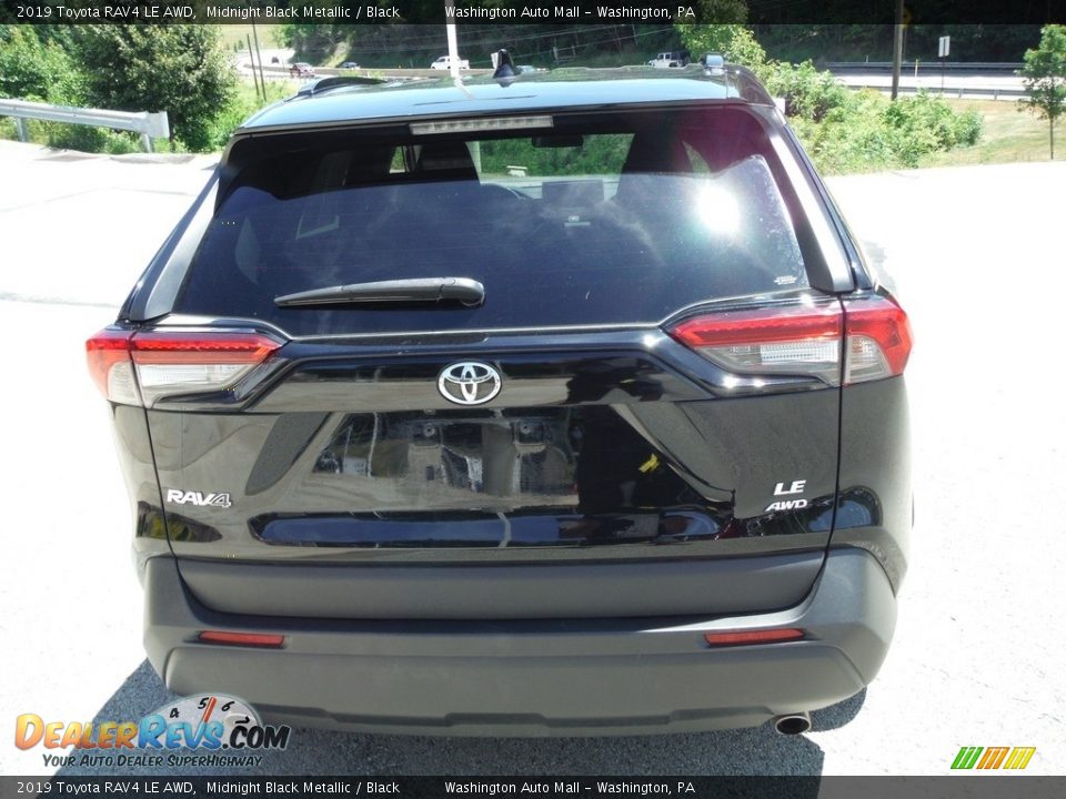 2019 Toyota RAV4 LE AWD Midnight Black Metallic / Black Photo #7