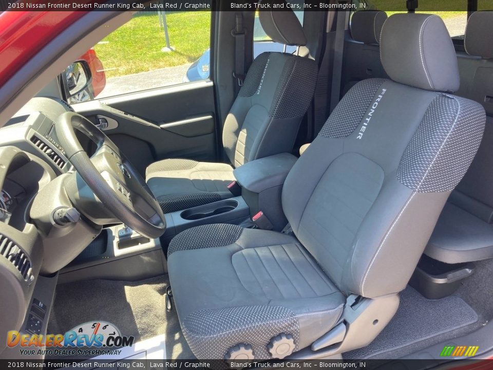 Front Seat of 2018 Nissan Frontier Desert Runner King Cab Photo #19